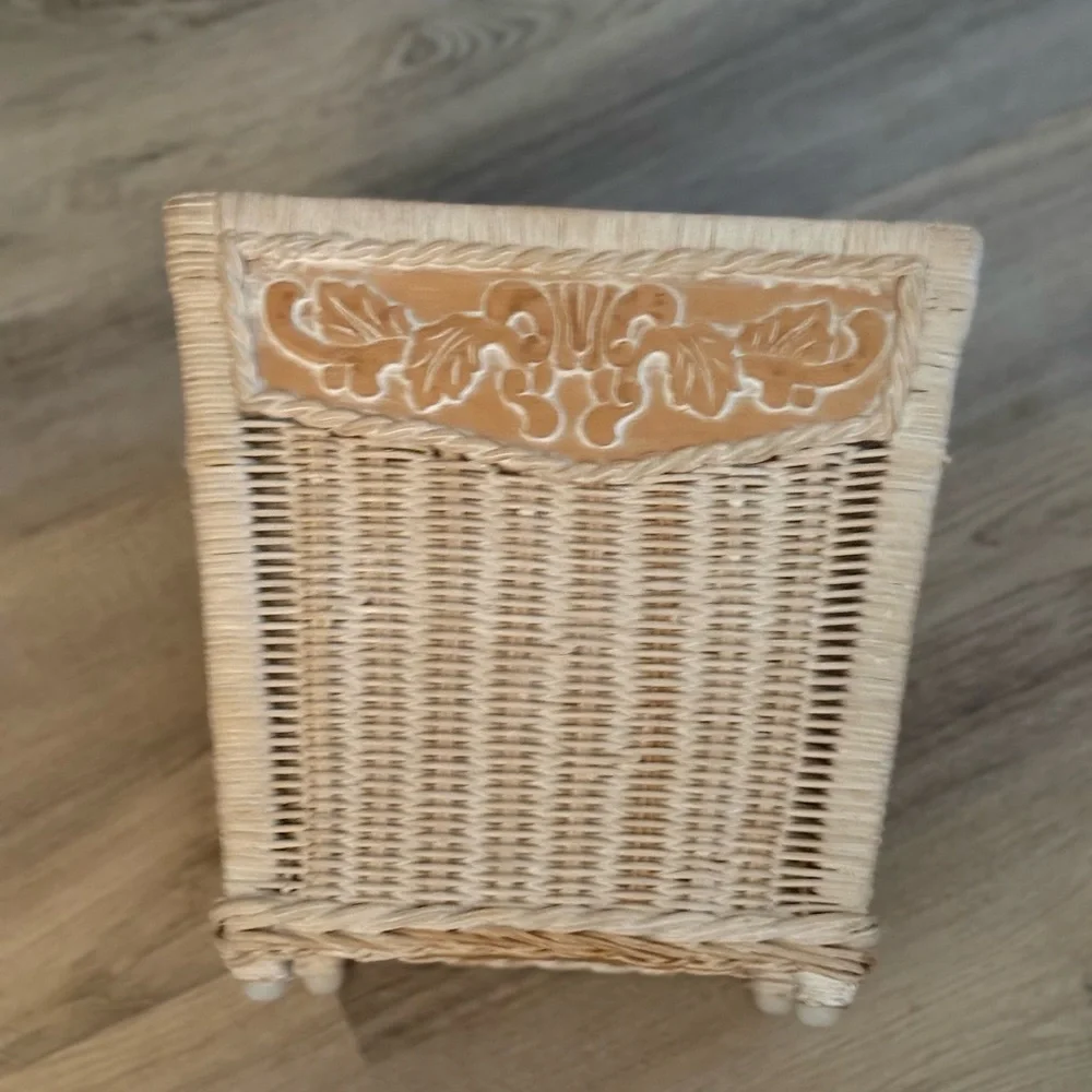 Pier 1 One Jamaica Wicker & Wood Wastebasket 11.5. X 10